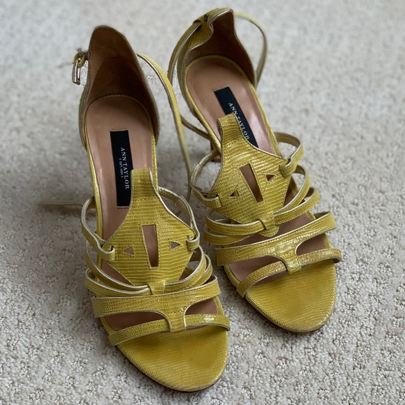 Elegant ANN TAYLOR Woven Heels - Picture 4 of 14